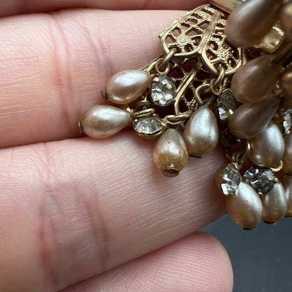 Vintage Estate Rhinestone Filigree Clip On Drop Balls Layered Cha Cha Earrings - Picture 11 of 12